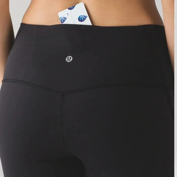 Lululemon Deep Breath Tight Black Size 4 - Picture 8 of 12
